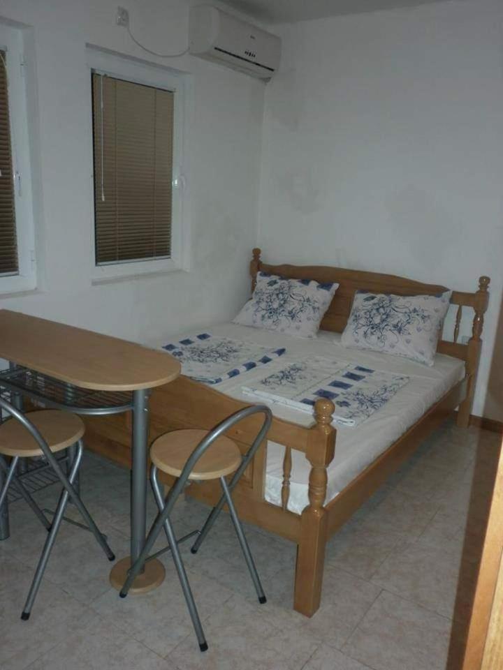 Apartments Emerald Ulcinj Extérieur photo