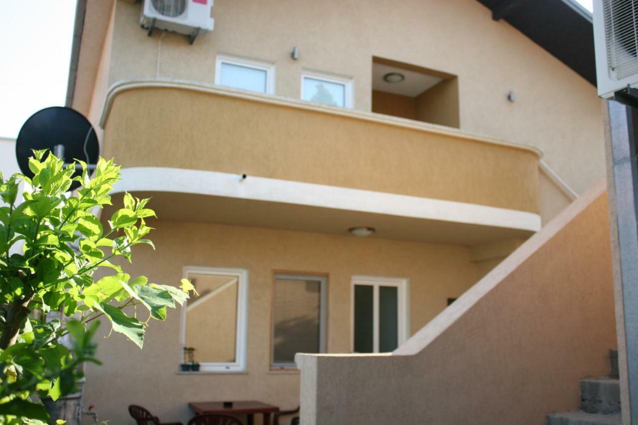 Apartments Emerald Ulcinj Extérieur photo
