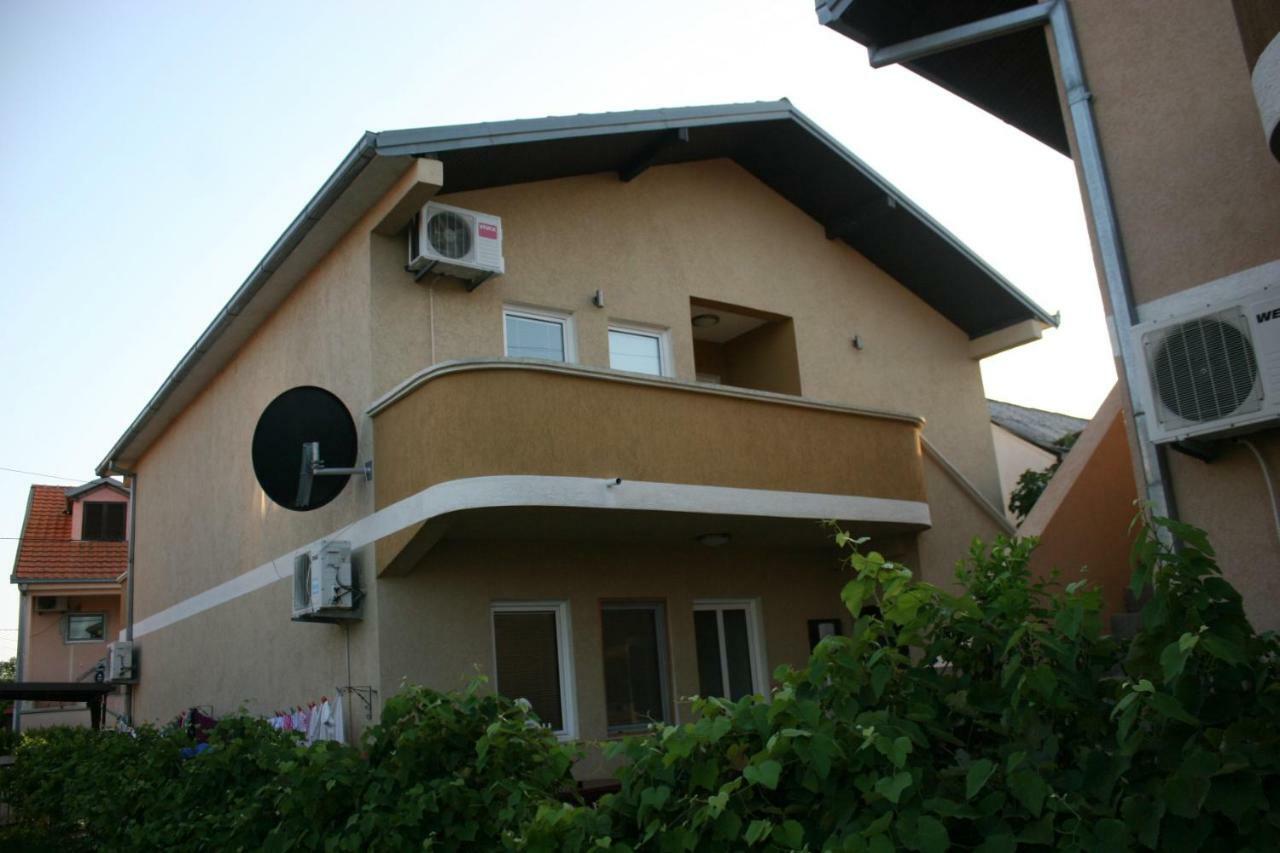 Apartments Emerald Ulcinj Extérieur photo